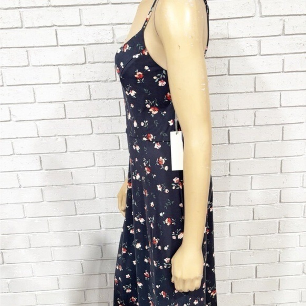 Nine Britton Women's Blue Floral Willow Knit‎ Maxi Dress - Size Medium - Picture 10 of 15
